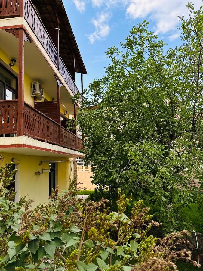 Old Armenia Hotel Jerevan Buitenkant foto